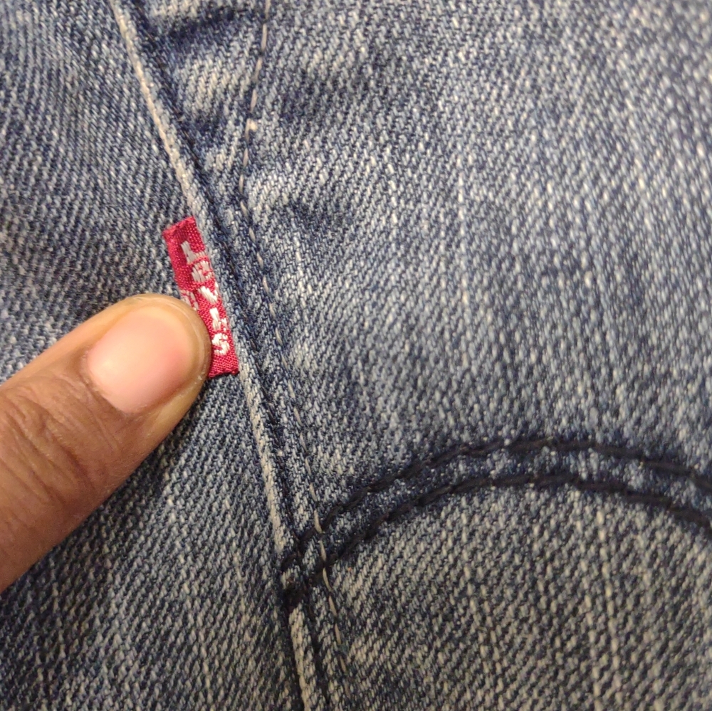Levi's Blue Women's Dark Wash Straight Leg Denim Jeans Size 30W 32L - Picture 10 of 15